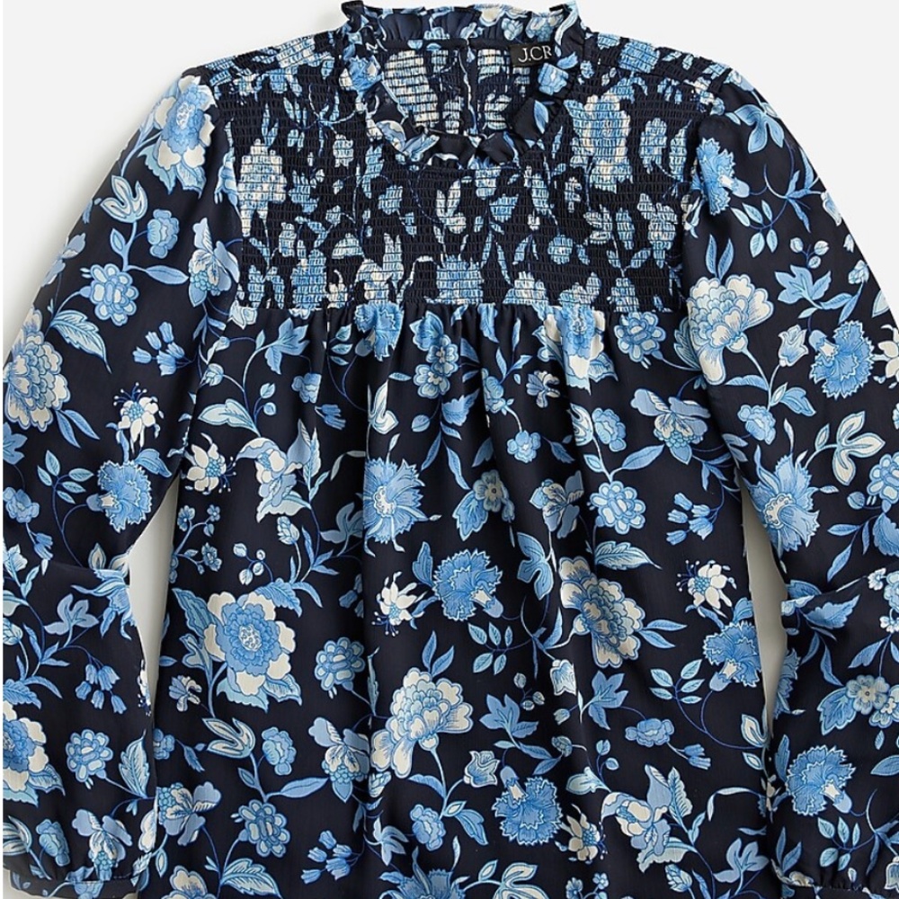 NWT Small Ruffleneck chiffon top in midnight-blue floral